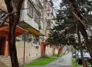 Satılır 3 otaqlı 65 m2 köhnə tikili 6 mkr