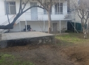 Satılır 7 otaqlı 360 m2 həyət evi Qaraçuxur