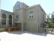 Satılır 10 otaqlı 250 m2 həyət evi Badamdar