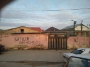 Satılır 4 otaqlı 3 m2 həyət evi Qaraçuxur