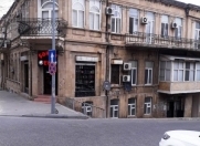 Satılır 2 otaqlı 60 m2 köhnə tikili İçəri Şəhər m.