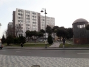 Satılır 2 otaqlı 45 m2 köhnə tikili Gənclik m.