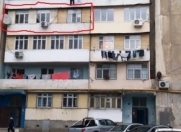 Satılır 4 otaqlı 130 m2 köhnə tikili 8 mkr