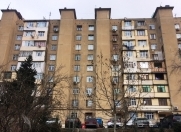 Satılır 4 otaqlı 90 m2 köhnə tikili 9 mkr