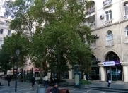 Satılır 3 otaqlı 106 m2 ofis İçəri Şəhər m.