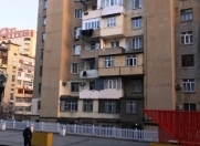 Satılır 3 otaqlı 80 m2 köhnə tikili 9 mkr