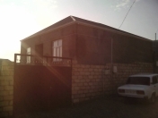 Satılır 3 otaqlı 100 m2 həyət evi Saray