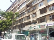 Satılır 2 otaqlı 65 m2 köhnə tikili Gənclik m.