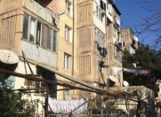 Satılır 2 otaqlı 50 m2 köhnə tikili Yasamal parkı