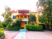 Satılır 6 otaqlı 560 m2 villa Buzovna