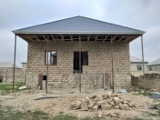 Satılır 4 otaqlı 130 m2 həyət evi Binə