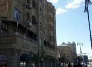 Satılır 2 otaqlı 70 m2 yeni tikili Gənclik m.