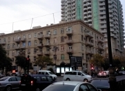 Satılır 2 otaqlı 65 m2 köhnə tikili Landmark