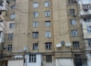 Satılır 3 otaqlı 80 m2 köhnə tikili 8 mkr