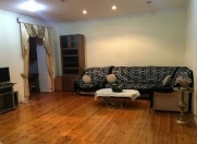 İcarəyə verilir 2 otaqlı 70 m2 köhnə tikili Sahil m.