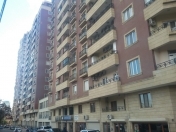 Satılır 4 otaqlı 218 m2 yeni tikili Gənclik m.