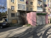 Satılır 3 otaqlı 80 m2 köhnə tikili 8 km