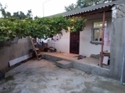 Satılır 3 otaqlı 70 m2 həyət evi Əmircan