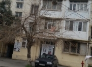 Satılır 2 otaqlı 45 m2 köhnə tikili Neftçilər m.