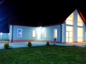 Satılır 5 otaqlı 230 m2 villa Buzovna