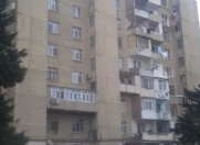 Satılır 3 otaqlı 80 m2 köhnə tikili 4 mkr