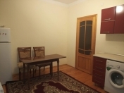 Satılır 2 otaqlı 82 m2 yeni tikili İnşaatçılar m.