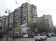 Satılır 4 otaqlı 120 m2 köhnə tikili Sahil m.