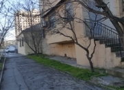 İcarəyə verilir 3 otaqlı 75 m2 ofis Dəmirçi Plaza