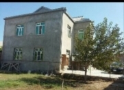 Satılır 5 otaqlı 220 m2 həyət evi Binə