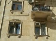 Satılır 3 otaqlı 80 m2 köhnə tikili Dədə Qorqud parkı