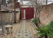 Satılır 1 otaqlı 40 m2 həyət evi Zabrat 1