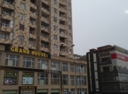 Satılır 1 otaqlı 43.5 m2 yeni tikili Xalqlar Dostluğu m.