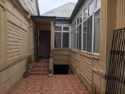 Satılır 5 otaqlı 220 m2 həyət evi 6 mkr