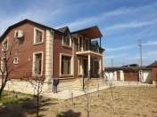 İcarəyə verilir 4 otaqlı 240 m2 bağ evi Pirşağı