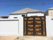 Satılır 4 otaqlı 126 m2 həyət evi Y.Ramana