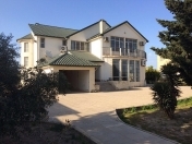 İcarəyə verilir 5 otaqlı 300 m2 bağ evi Mərdəkan