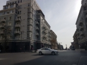 Satılır 4 otaqlı 100 m2 köhnə tikili Sahil m.