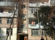 Satılır 4 otaqlı 88 m2 köhnə tikili Xalqlar Dostluğu m.