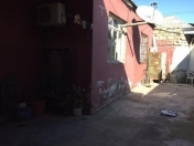 Satılır 4 otaqlı 125 m2 həyət evi Keşlə bazarı