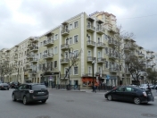 İcarəyə verilir 3 otaqlı 70 m2 ofis Nizami kinoteatrı