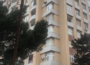 Satılır 2 otaqlı 98 m2 yeni tikili Neftçilər m.
