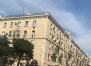 Satılır 2 otaqlı 60 m2 köhnə tikili Landmark