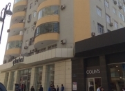 Satılır 4 otaqlı 198 m2 yeni tikili Hüseyn Cavid parkı