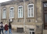 İcarəyə verilir 4 otaqlı 120 m2 obyekt Nizami m.