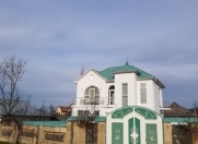 İcarəyə verilir 5 otaqlı 200 m2 həyət evi Qəbələ