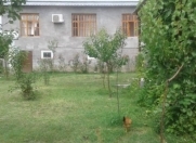 Satılır 4 otaqlı 140 m2 həyət evi Oğuz