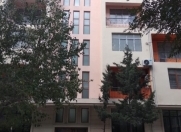 Satılır 3 otaqlı 150 m2 yeni tikili Gənclik m.