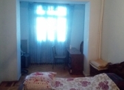 Satılır 3 otaqlı 85 m2 köhnə tikili Gənclik m.