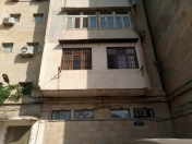 Satılır 4 otaqlı 112 m2 köhnə tikili Bakıxanov