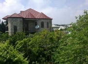 Satılır 6 otaqlı 300 m2 həyət evi Əhmədli